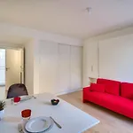 Bel Appartement Avec Balcon