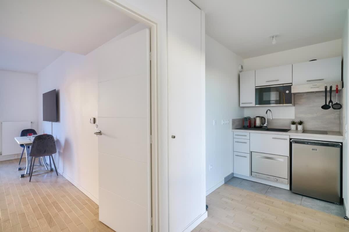 Bel Avec Balcon Apartment Paris