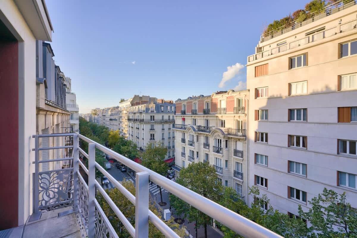 Apartment Bel Avec Balcon Paris